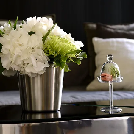 Unico Madrid, Small Luxury