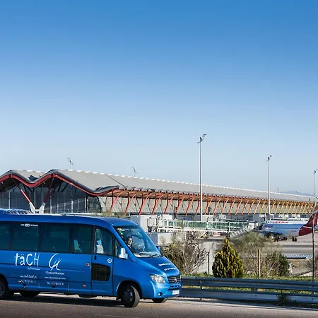 Tach Airport Hotell Madrid