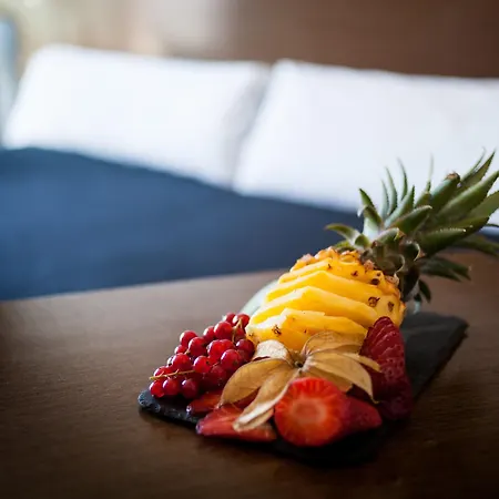 Tach Airport Hotel 4*