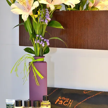 Hotel Tach Airport