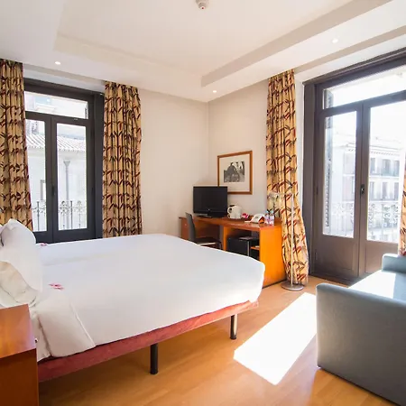 Petit Palace Preciados 3* Madryt