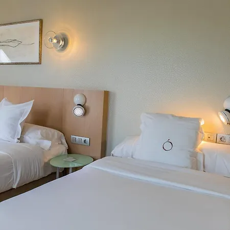 Hotell Opera 4*