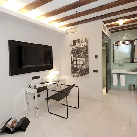 Del Leon De Oro Boutique Hotel 4*
