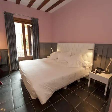 Del Leon De Oro Boutique 4*