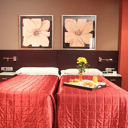 Hotell De Barajas 3*