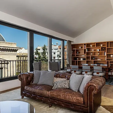 Bnbholder Golden Mile Apartment