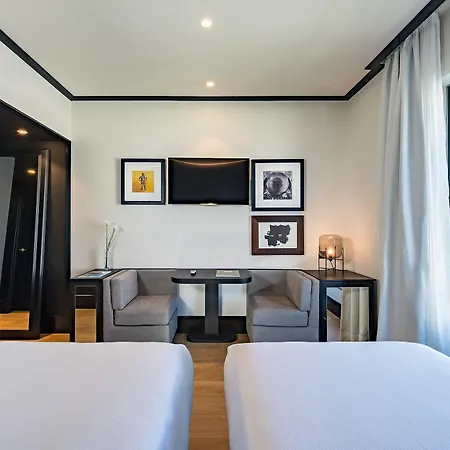 H10 Puerta De Alcala Hotel