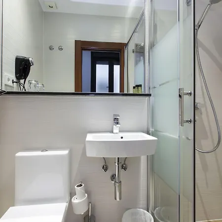 Castilla I Atocha Pensjonat 2*