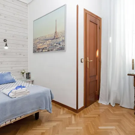 Guest house Hispano Gran Via 2*