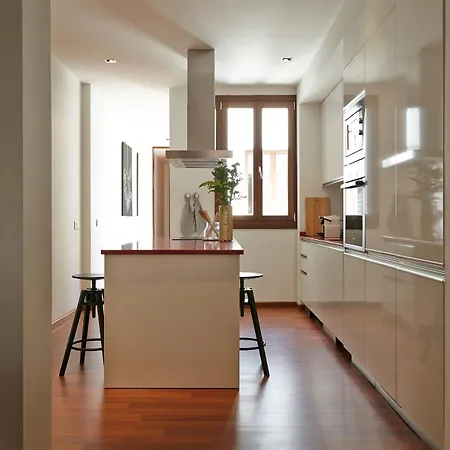 60 Balconies Design Apartment Madrid