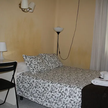 Rofer Guest house *