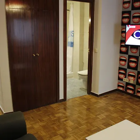 Hostel Far Gran Via