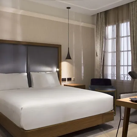 Otel Doubletree By Hilton Madrid-prado