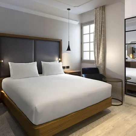 Doubletree By Hilton Madrid-prado 4*