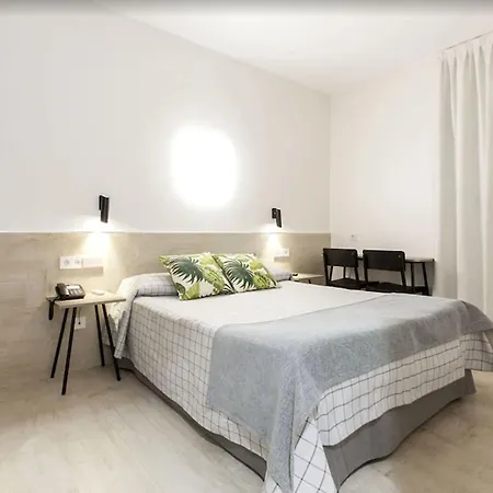 Hotel Castilla Ii Puerta Del Sol Madrid