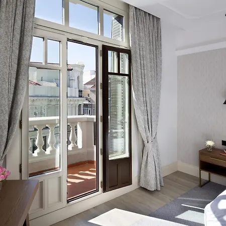 Doubletree By Hilton Madrid-prado Μαδρίτη