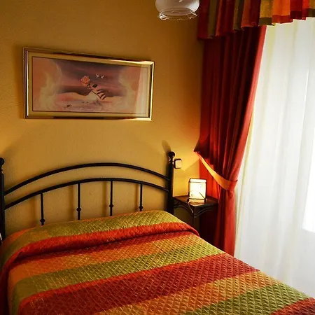 Tokio Guest house Madrid