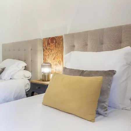 Mit House Fernando VI En Madrid * Madrid
