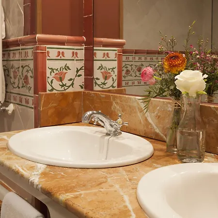 Agora Juan De Austria Hotel 4*