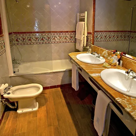Hotel Agora Juan De Austria 4*