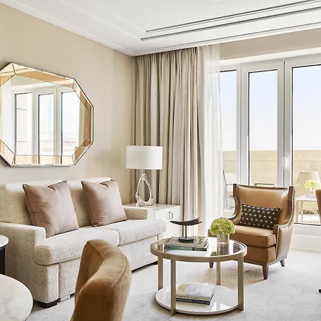 Szálloda Four Seasons 5*