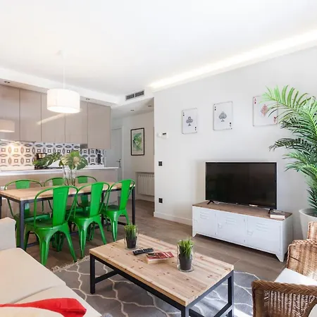 Apartment Bravo En