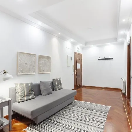 Mit House Fernando VI En Madrid * Madrid