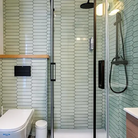 Vallecano By Olala Homes *