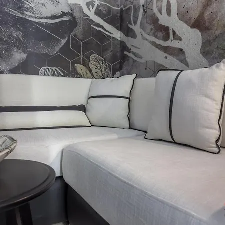 아파트 Mit House Puerta De America Ii En *