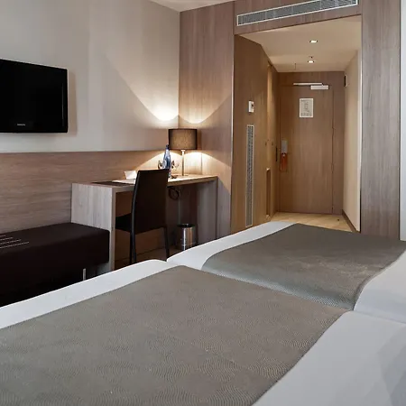 Catalonia Plaza Mayor Hotel