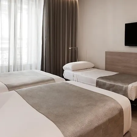 Catalonia Plaza Mayor Hotel