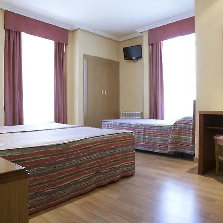 Mediodia Hotell Madrid