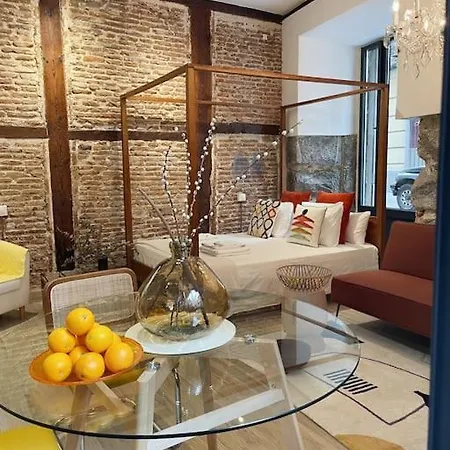 Opera Carmen Palacio Real Luxury Apartment Madrid