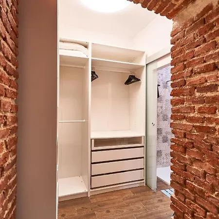 Plaza Chueca Apartment *