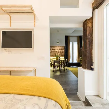 Luxury Design Center Apartment *