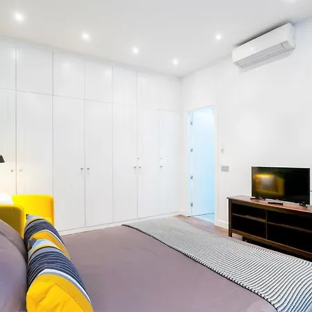 Dobohomes - Relatores 2 Apartment Madrid