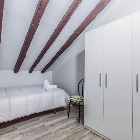 Penthouse Letras
