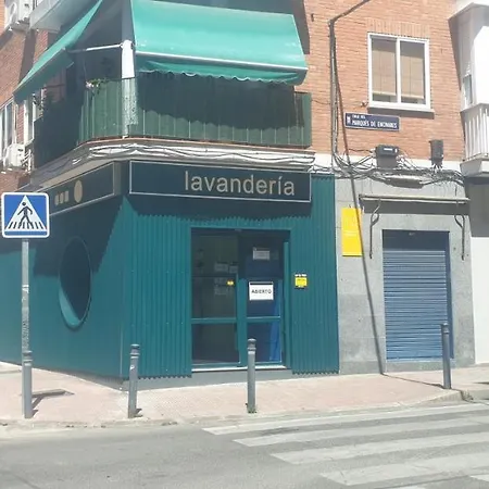 Bonito Apto Cinco Torres Plaza Castilla Madrid