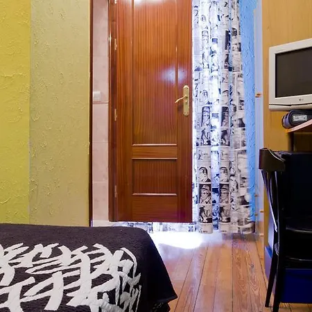 12 2* Madrid