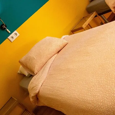 Onefam Sungate Hostel