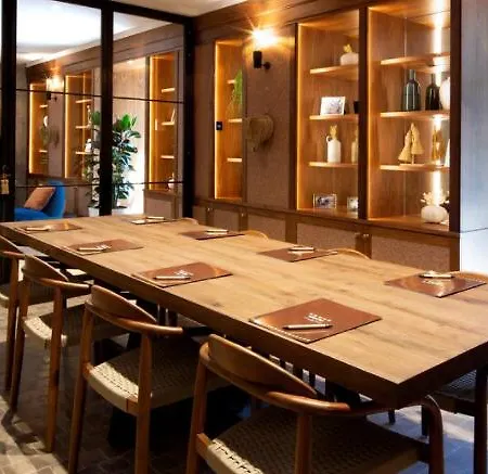 Atocha Madrid, Tapestry Collection By Hilton 4*