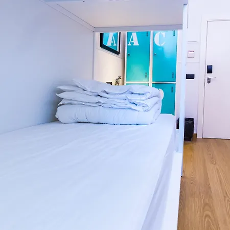 Hostal Far Bernabeu Madrid