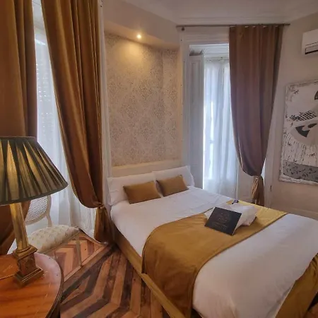 Le Petit Palue- Flora Guest house