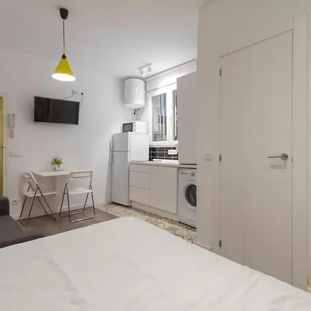 Apart Meson Embajadores M3 Apartment