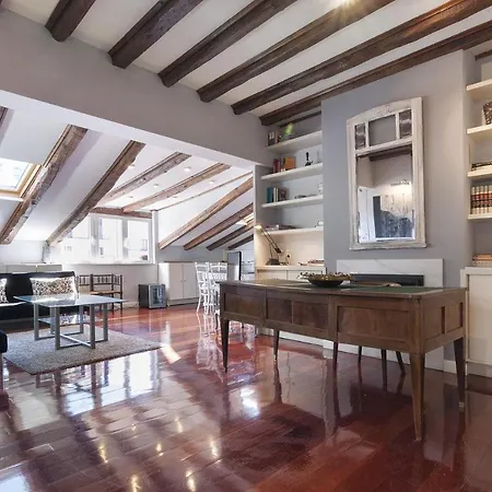 Apartment Mit House Galileo Ii En Madrid