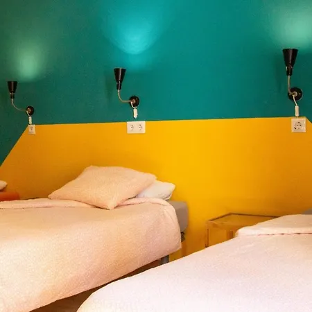 Onefam Sungate Hostel Madrid