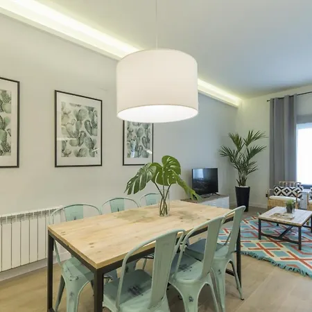 Apartment Bravo En