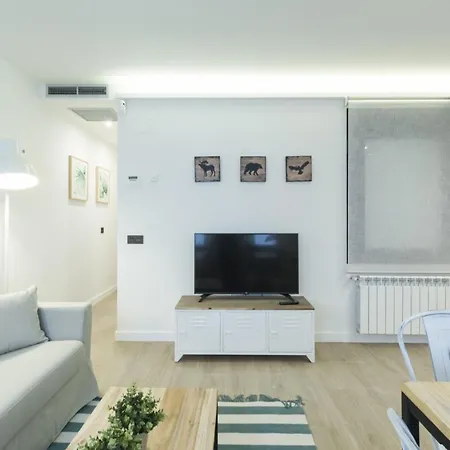 Apartment Bravo En *