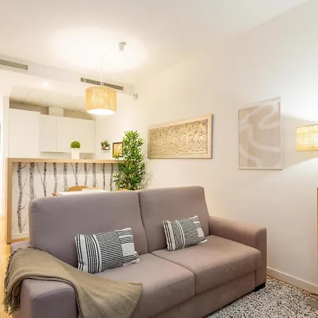 Mit House Ayala En * Madrid