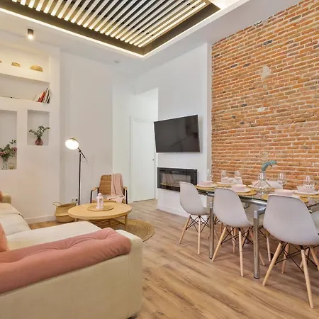 Casa De Papel, Apartment